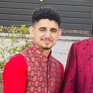 Meet your Posher, Adeeb